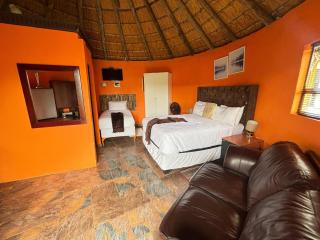 Lunganakho Country Lodge - - 0