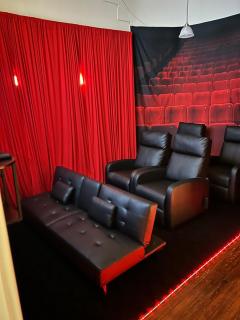 Arcade Casino Movie Theatre Loft - 9