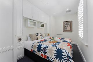 Elegant 3BR Paddington - Walk to Cafés - 9