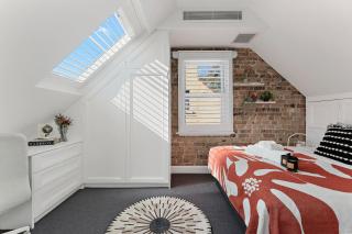 Elegant 3BR Paddington - Walk to Cafés - 5