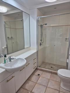 Centrally located to Noosaville and Noosa river - 5