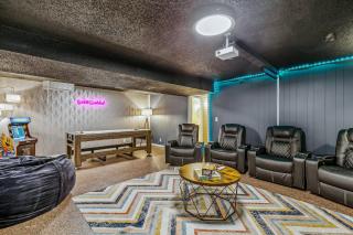 HotTub, Theater, Kings, & Firepit - NearWesley - 9