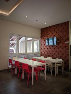 Guest House Teras Djoyo - 1