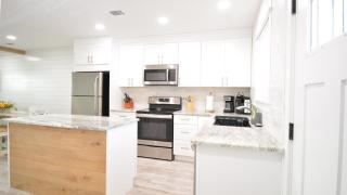 1 min walk 2 private beach 2bdr House & Golf Cart - 2