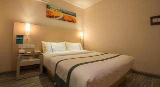 City Comfort Inn Yulin Walking Street - Yulin - 2
