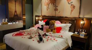 James Joyce Coffetel Wuhan Gutian Er Road Metro Station - Wuhan - 1