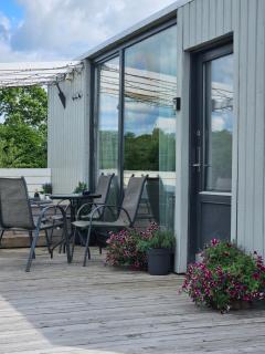 Cozy Hut with the included Hot Tub-Prime Rentals - 9