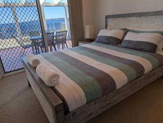Sea Breeze at Barrack Point - 1
