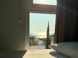 Sunset Shore Apartment - 5