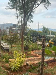 Elmadel Coffee Gardens Wooden One Bed Cottage - 2