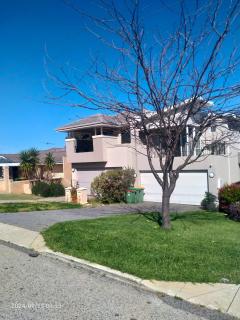 Palmyra Secure Townhouse - Bicton - 6