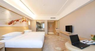 Vienna Hotel Guangxi Liuzhou Sanjiang Gulou Niaochao Passenger Station - 2