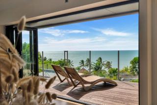 Belle Escapes Trinity Blue Oceanview Home - Trinity Beach - 0