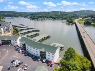 Lake Condo - 2