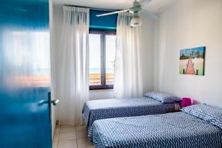 Angela home a pochi passi dal mare - 1