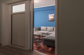 Neon Apartment Athens - 3