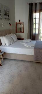Elsa Stafilos - Skopelos - 3