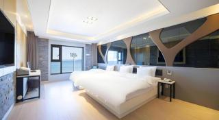 Pohang Hotel View - Pohang - 4