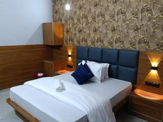 varadan guest house - 4