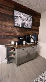 Cozy Cul de sac 4 bed 2 bath - 8