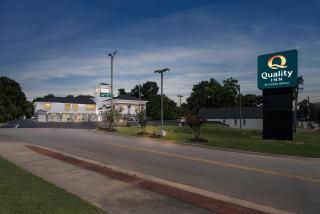 Quality Inn Sandersville - 7