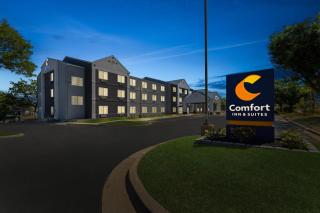 Comfort Inn & Suites Olathe - Kansas City - 9