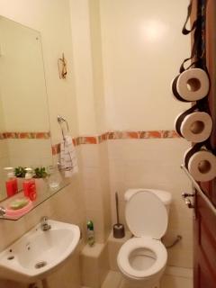 Elegant Nairobi CBD Studio with Fast Wi-Fi & Netflix - 8