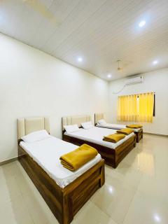 Hotel Amit Cafe and Lodging Bhimashankar - Ghod - 7