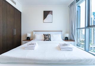 Stunning 2 Bedroom at Dubai Creek - 2