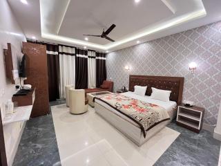 Tirupati Hotel - Kotdwāra - 6