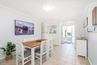 Ocean Blue Bungalow Easy Beach Stay in Busselton - Broadwater - 6