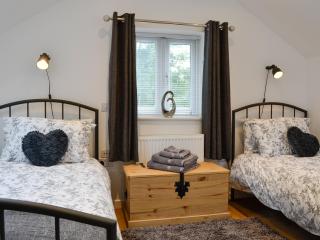 Bryn Aled - 3