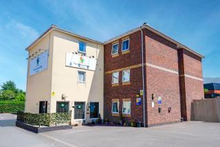 GO2 Gloucester Hotel by OYO - Gloucester - 9