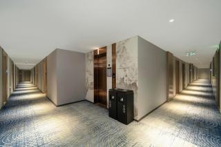 Rezen Borui Hotel Guangzhou Zhengjia Plaza Sports Center Branch - Canton - 2