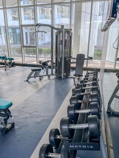 Luxurious 2BR APT in Bahrain Bay - 2