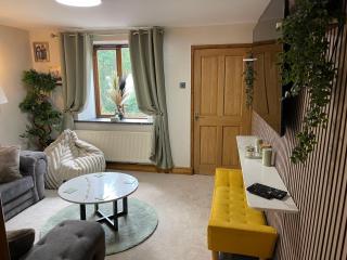 Characterful Stone Cottage in the Heart of the High Peak - Buxworth - 6