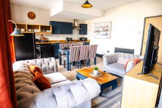 The Sandford Park Townhouse 6 Bed Sleeps 12 Entire Apartment - Cheltenham - 0