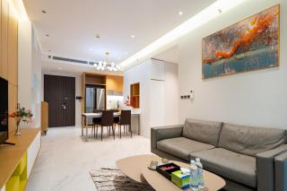 Convinia Luxury The Peak Midtown -Free Airport Pick Up - 8