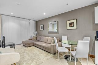 Londwell, Chelsea & Belgravia Penthouse with Balcony - Londra - 2