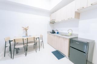 The Coastal Cove - One Bedroom Apartment - 2