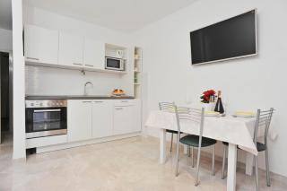 Apartments Lenka - Sutivan - 7
