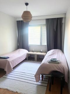 Spacious and Cozy Home with Large Balcony & Free Parking - Rovaniemi - 5