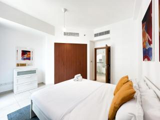 Trophy - Magical Marina 1BDR connected to Metro Station - Dubai - 6
