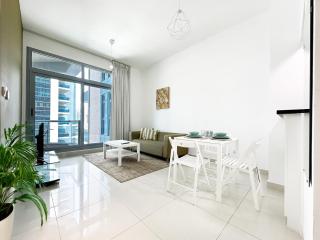 Trophy - Magical Marina 1BDR connected to Metro Station - Dubai - 5