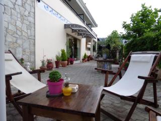 Dolphins Apartments & Rooms - Limenas - 1