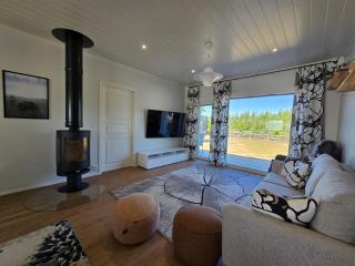 Home Aurora! NEW luxury Villa with home Gym - 0