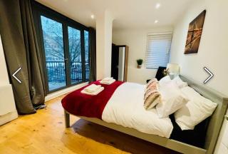 Stylish 3 Bed - Central - Bristol Apartment -WiFi - Parking - Bristol - 2