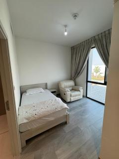 2-bedroom townhouse yas island - 7