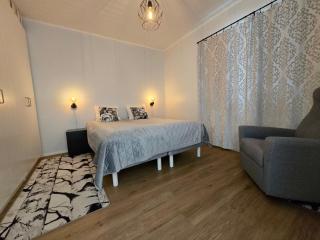 Home Aurora! NEW luxury Villa with home Gym - 6