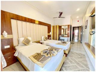 Swimming Pool # LUXUARY HOTEL A ONE -L Near Sea Beach And Jagannath Temple - Restaurant # Lift # Parking Facilities - Fully Air Conditioning Luxuary Room - Top Classs Hotel In Puri - Puri - 6